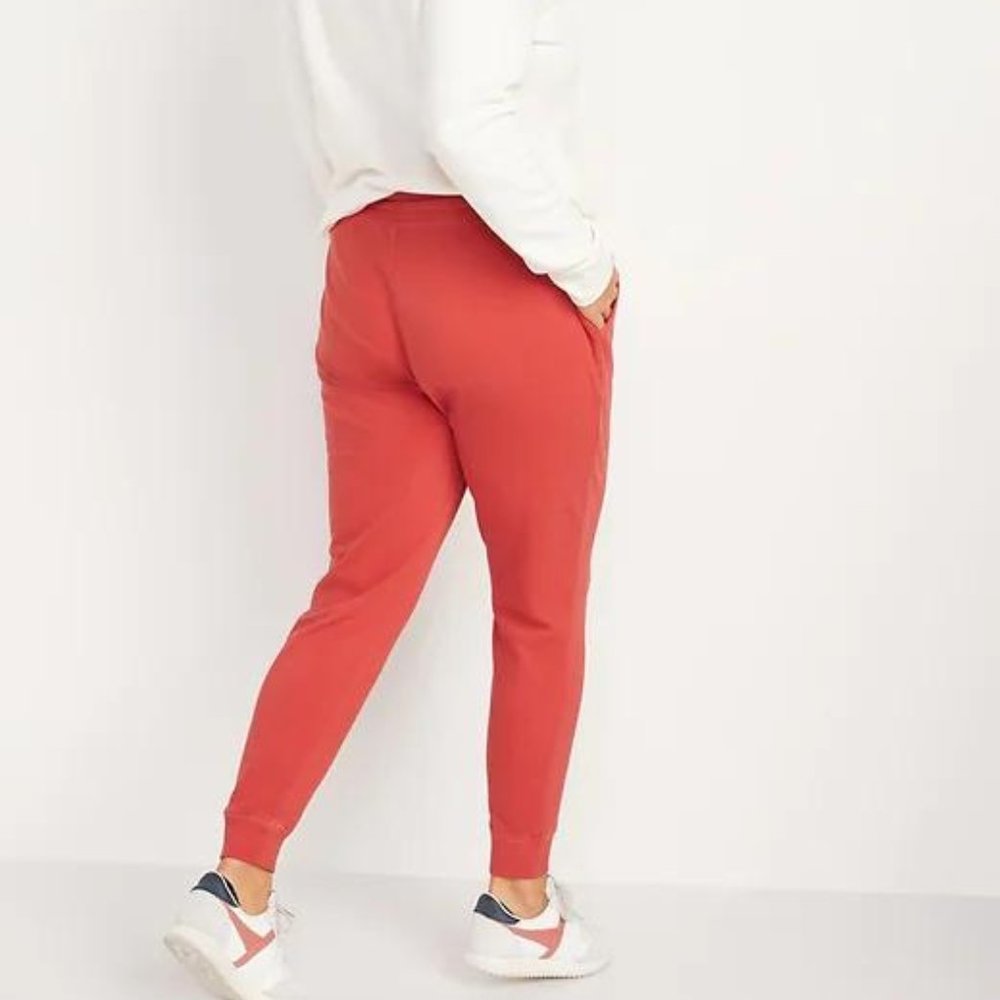 Old Navy Mid-Rise Vintage Street Jogger Sweatpants for Women New - Picture 4 of 6